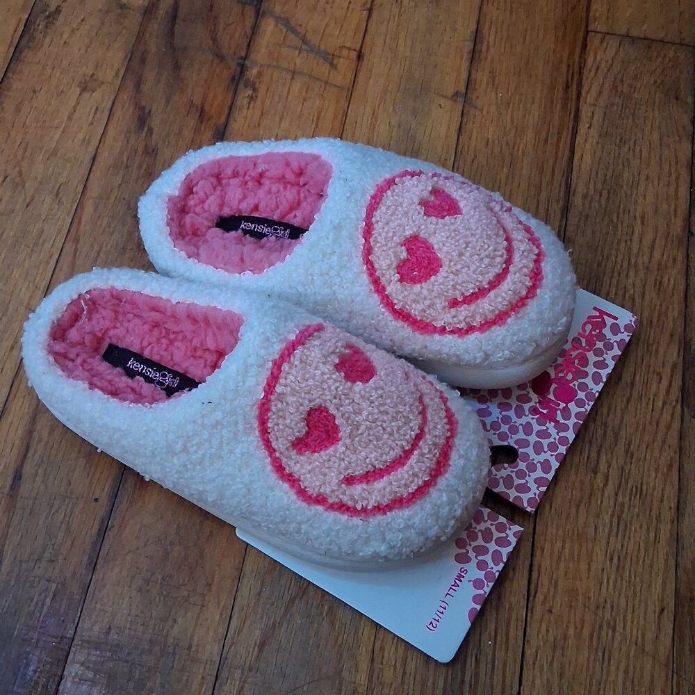 Kensie Fuzzy Slippers